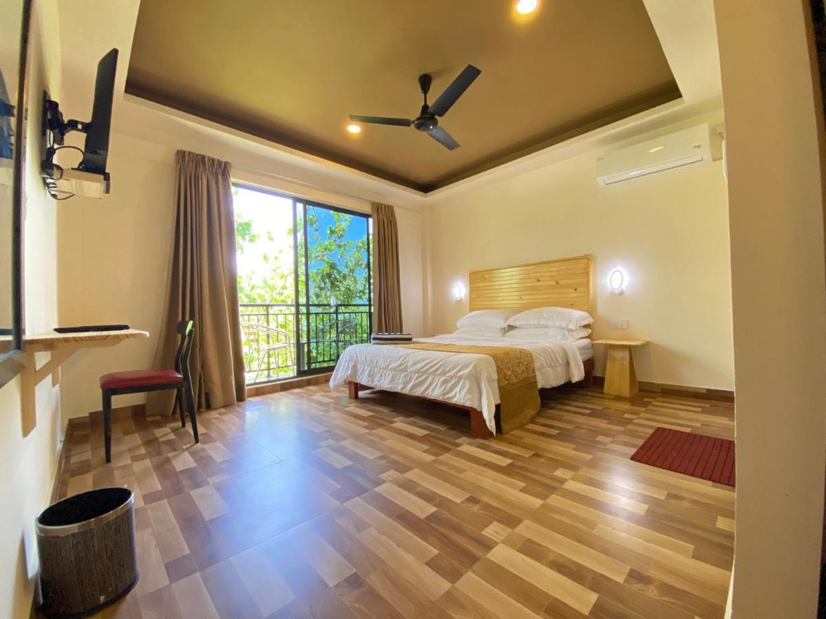 Hotel Paguro Seaview à Bodufolhudhoo Extérieur photo