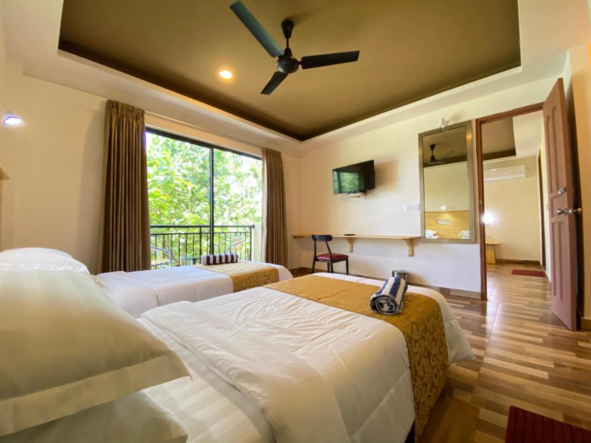 Hotel Paguro Seaview à Bodufolhudhoo Extérieur photo